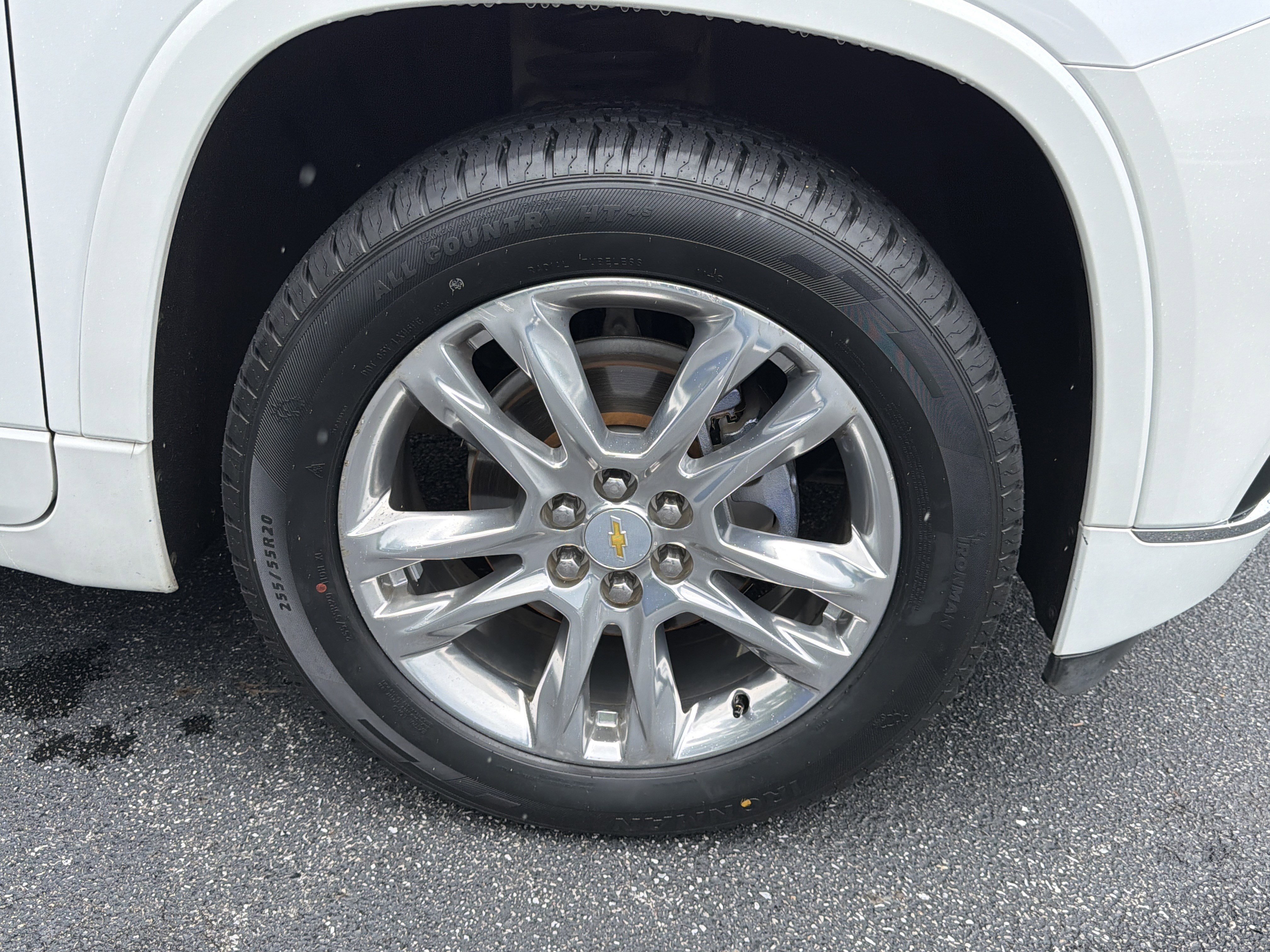Used 2020 Chevrolet Traverse High Country FWD image 12