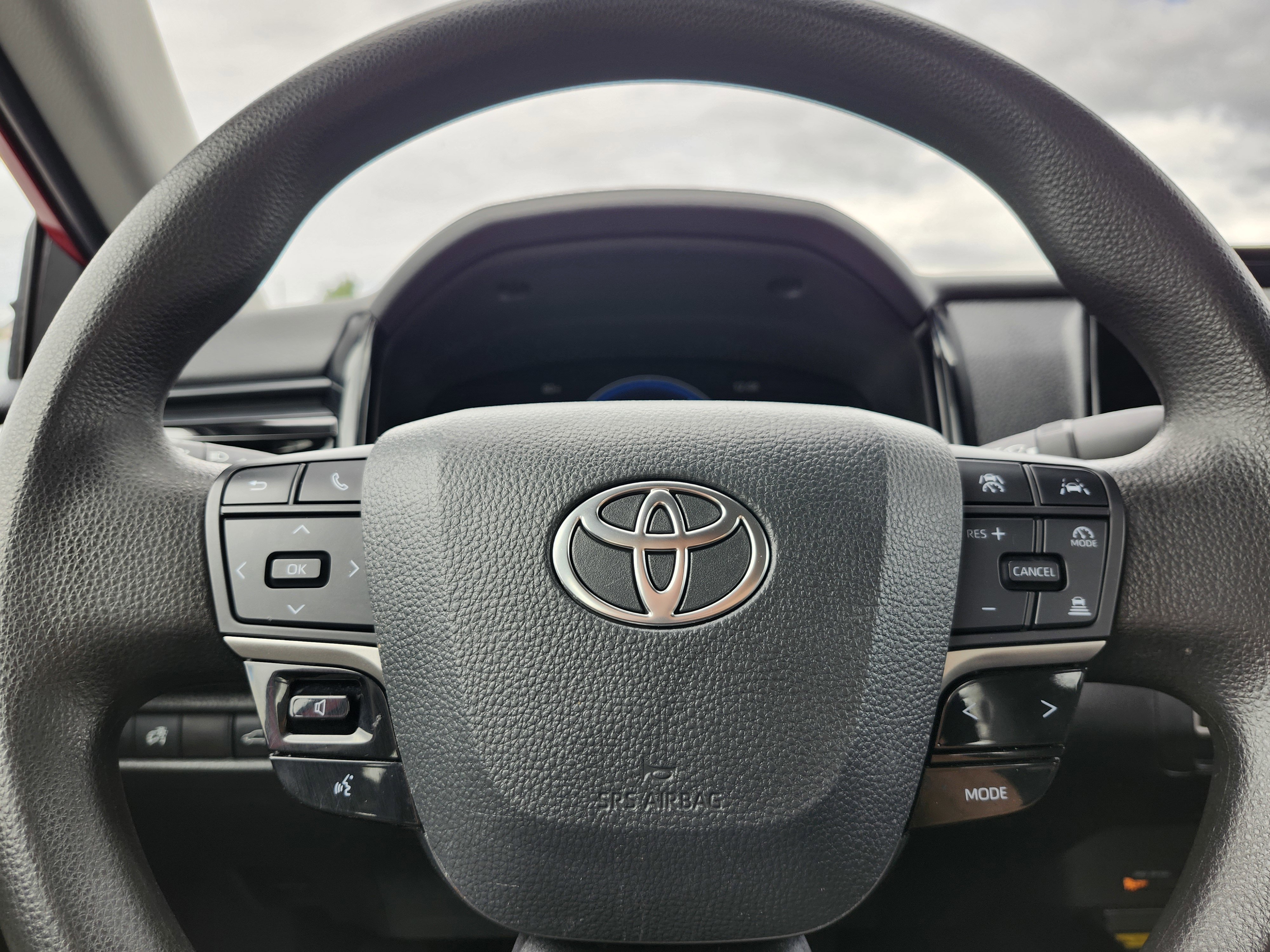 Used 2025 Toyota Camry LE image 20