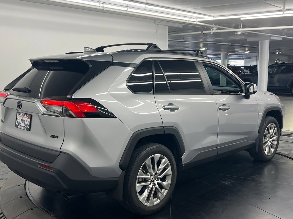 Used 2022 Toyota RAV4 XLE Premium FWD image 8