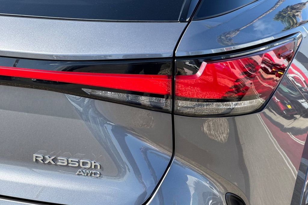 Used 2023 Lexus RX 350h w/ Accessory Package (Z1) image 27