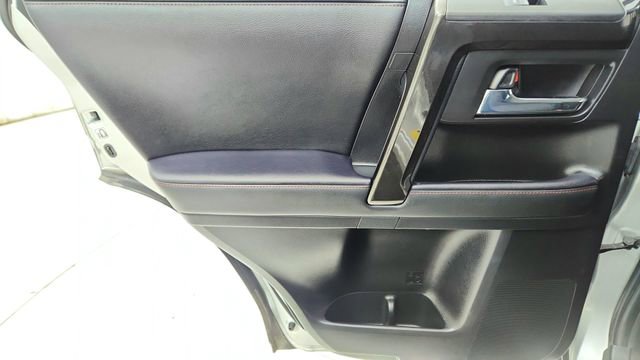 Used 2022 Toyota 4Runner TRD Off-Road image 31