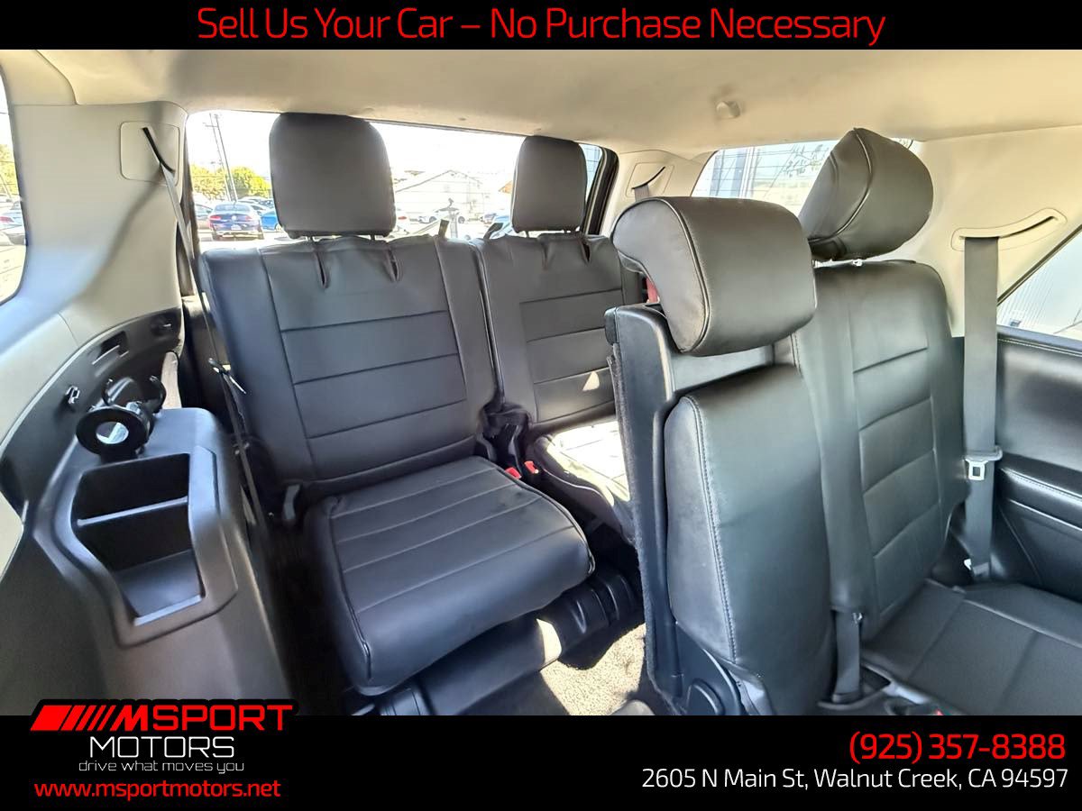 Used 2018 Toyota 4Runner SR5 AWD/4WD image 26