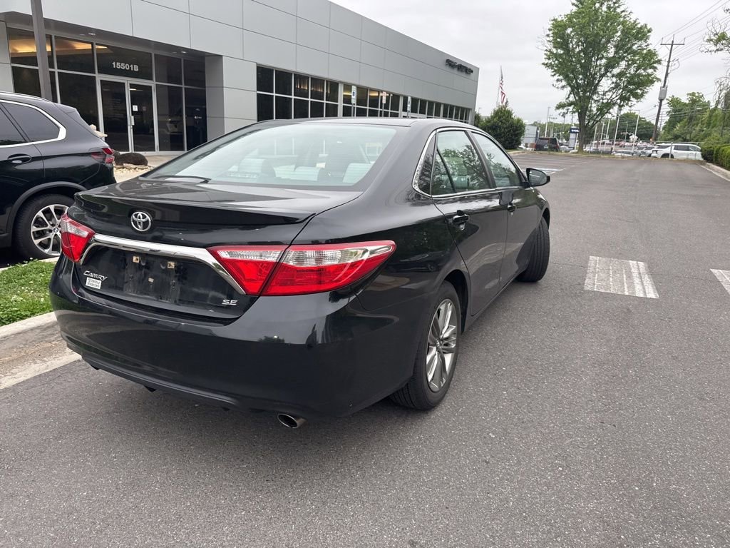 Used 2016 Toyota Camry SE FWD image 7