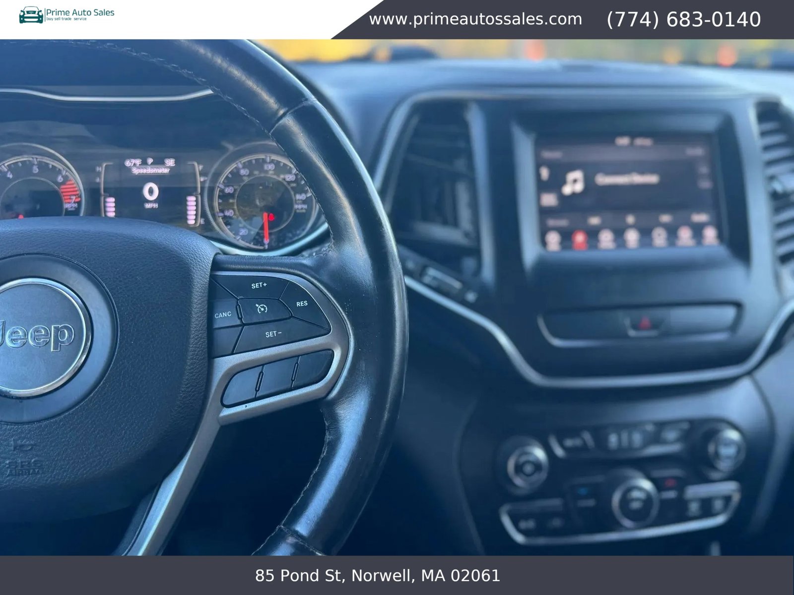Used 2019 Jeep Cherokee Latitude Plus AWD/4WD image 15