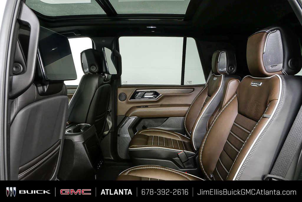 Certified 2026 GMC Yukon Denali Ultimate AWD/4WD image 17