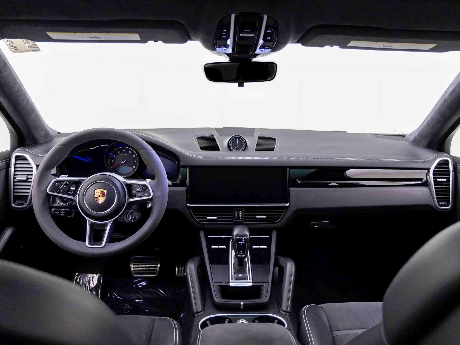 Certified 2022 Porsche Cayenne GTS AWD/4WD image 11