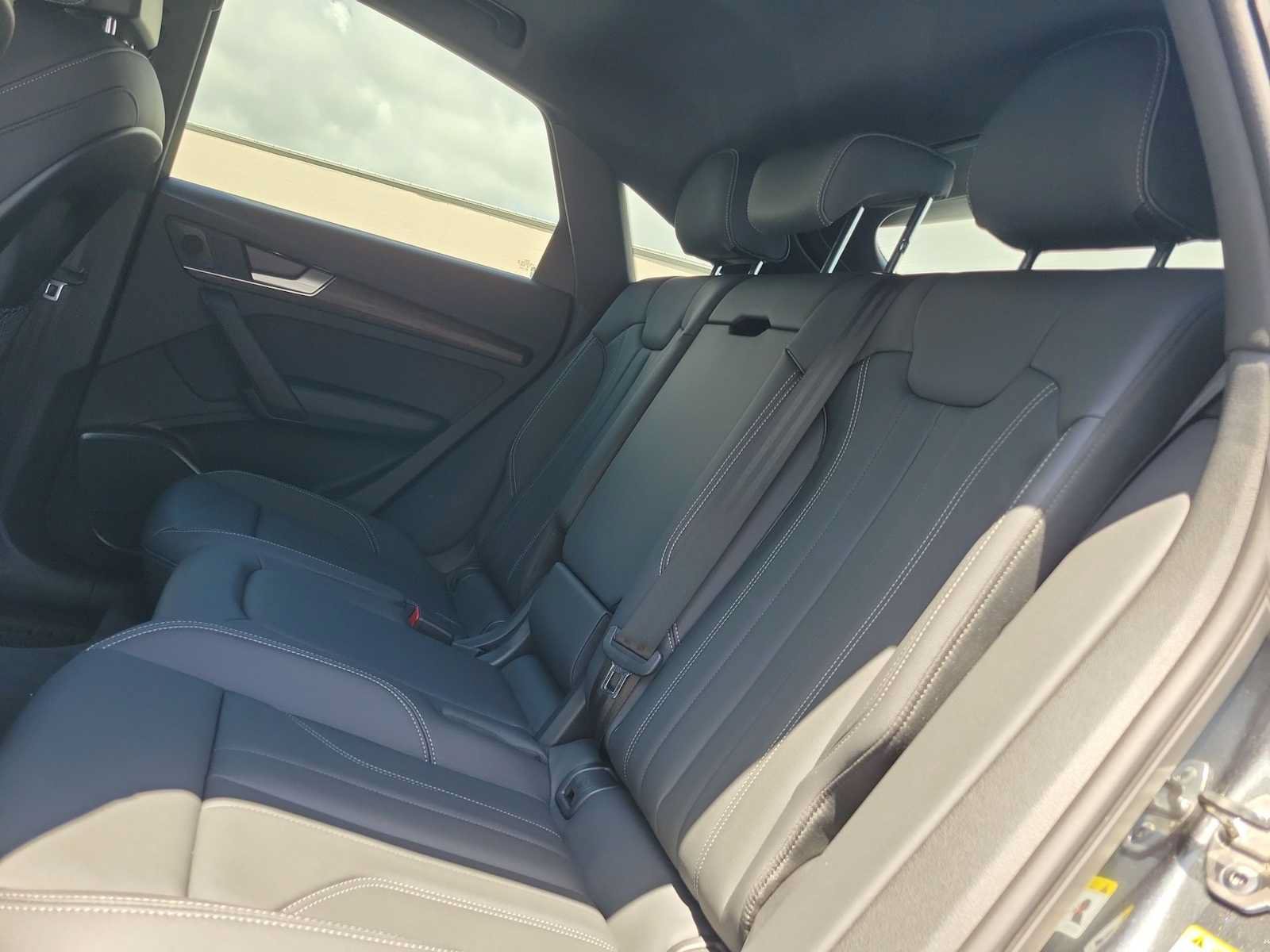 Certified 2025 Audi Q5 2.0T Premium AWD/4WD image 19