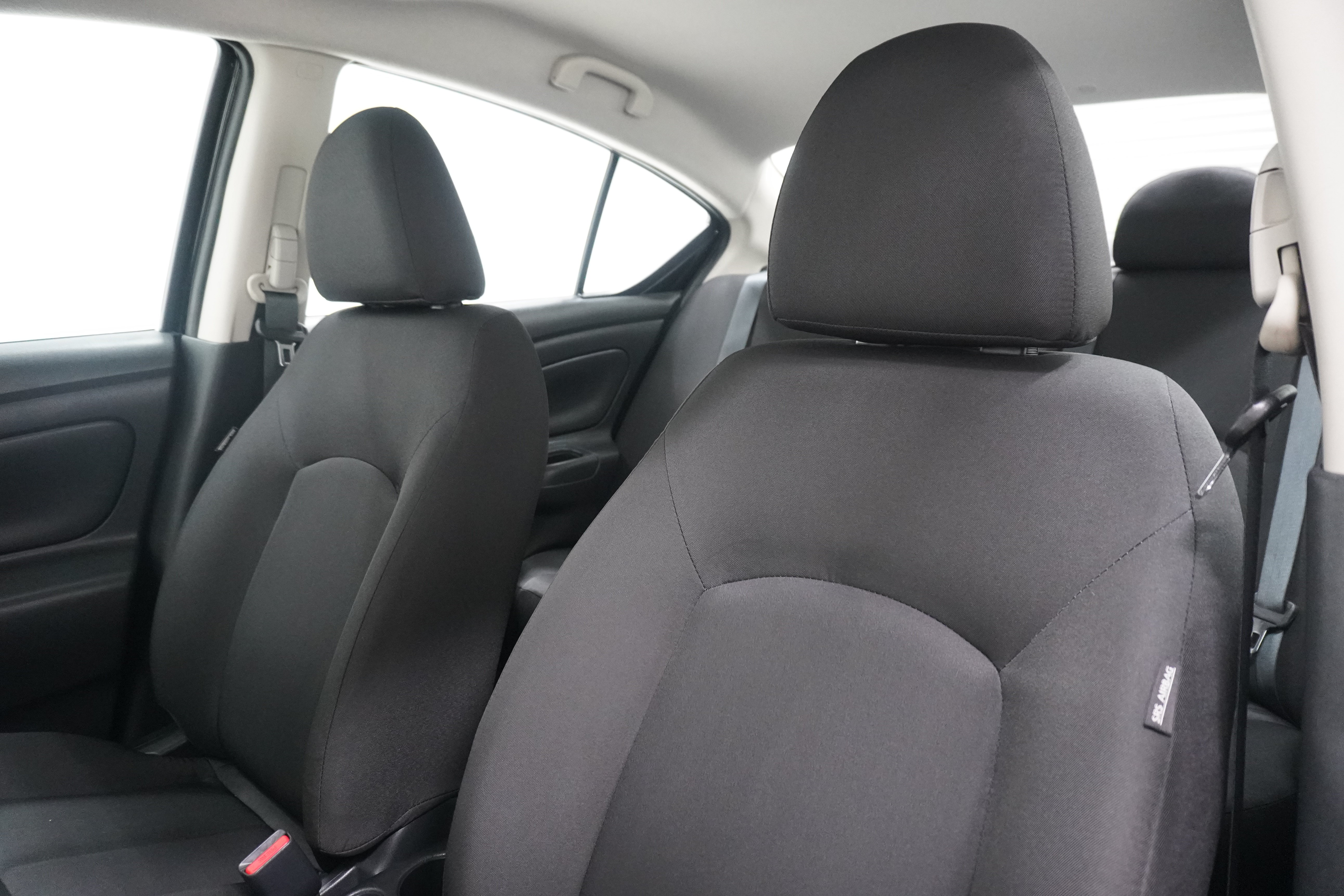 Used 2019 Nissan Versa S FWD image 11