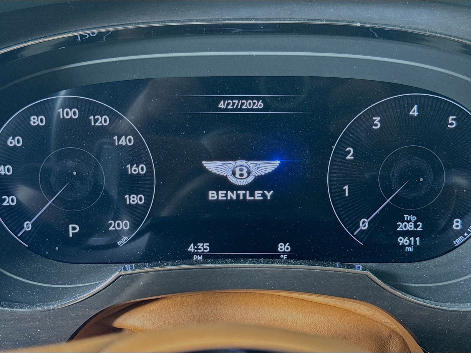 Used 2021 Bentley Bentayga AWD/4WD image 12