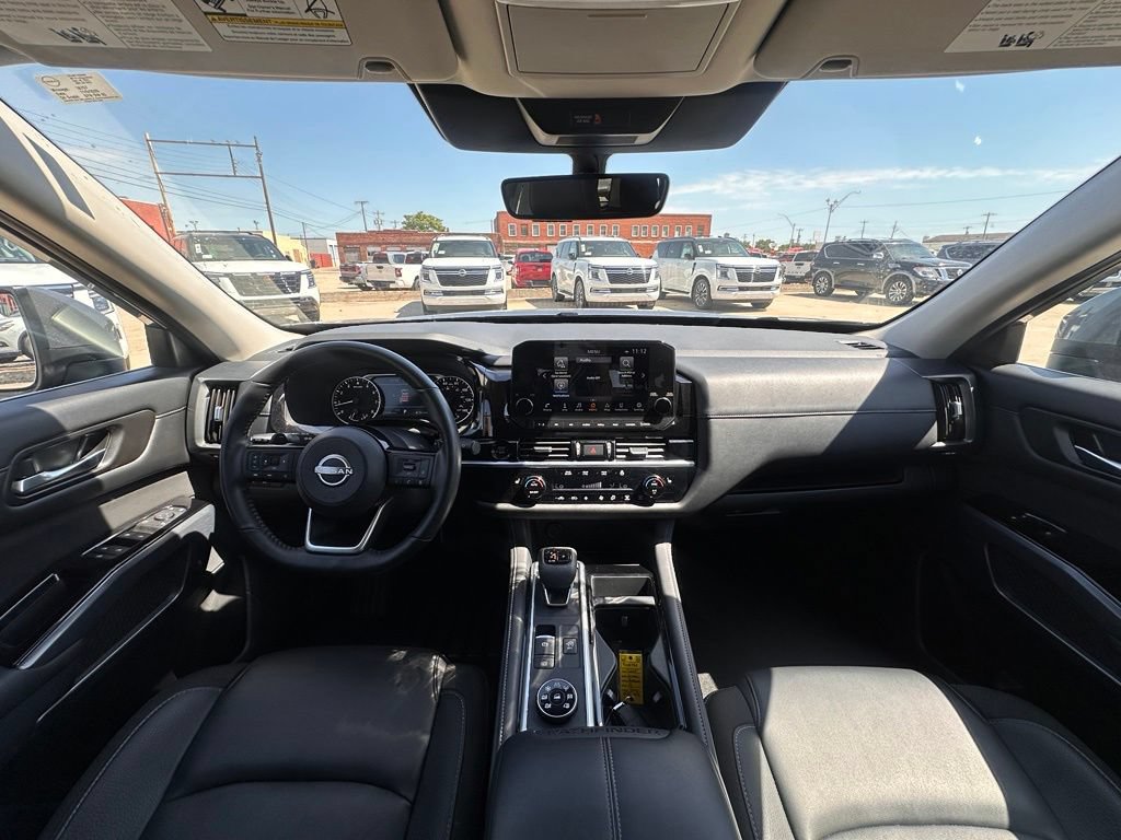 Certified 2025 Nissan Pathfinder SL AWD/4WD image 20