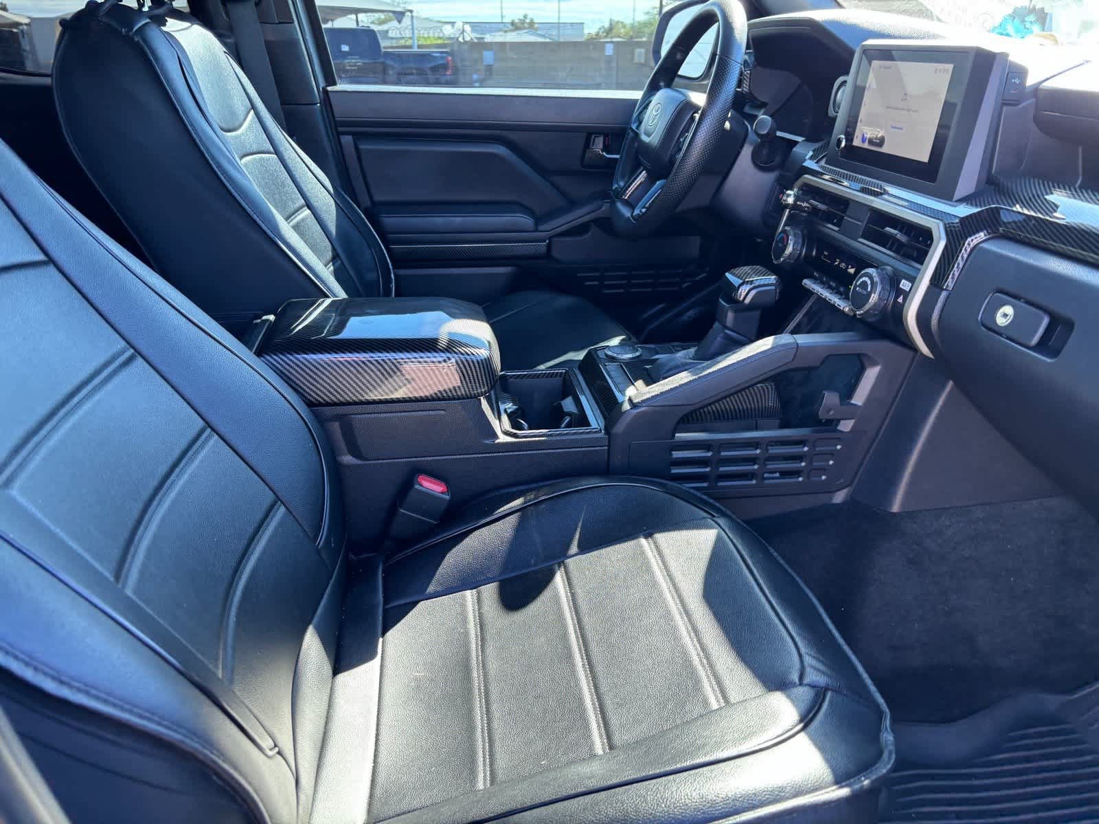 Used 2025 Toyota Tacoma SR5 RWD image 8