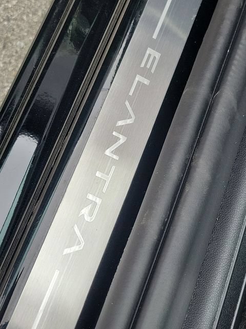 New 2026 Hyundai Elantra SEL Sport Premium FWD image 18