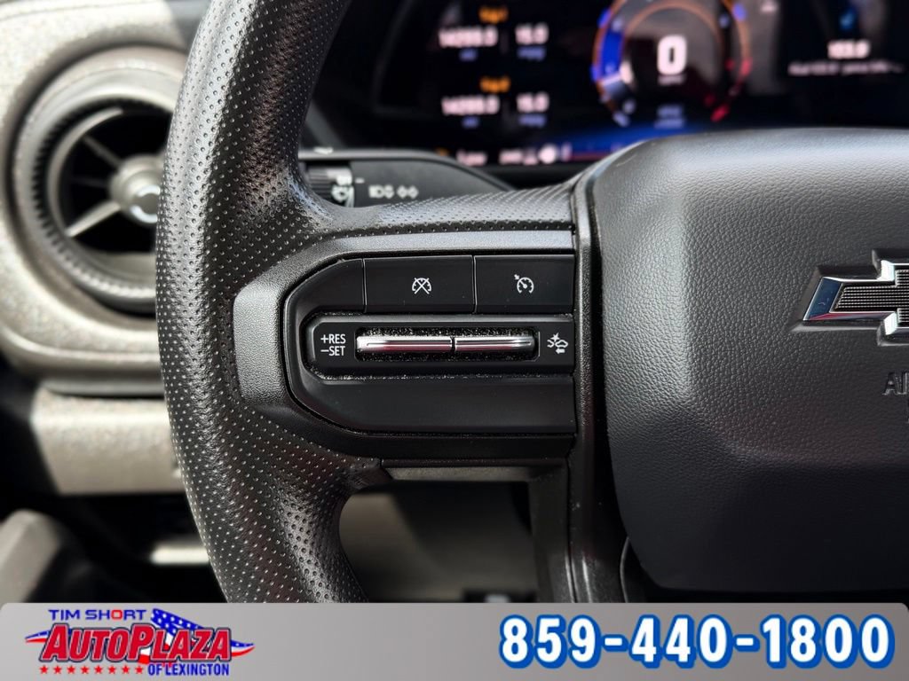 Used 2024 Chevrolet Colorado Trail Boss w/ Advanced Trailering Package AWD/4WD image 18