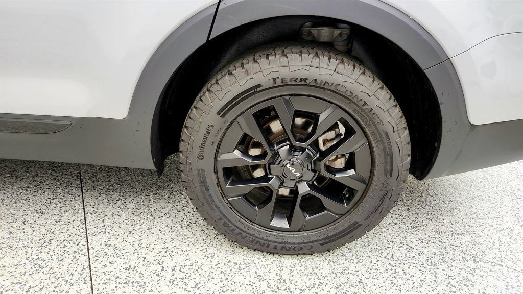 Used 2024 Kia Telluride SX Prestige X-Pro AWD/4WD image 9