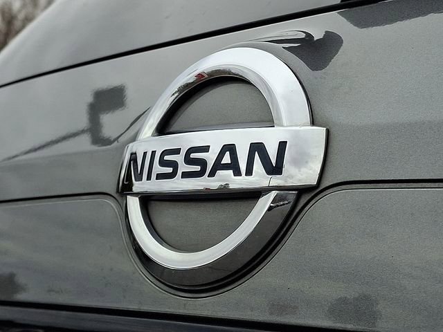 Used 2018 Nissan Rogue SV image 33