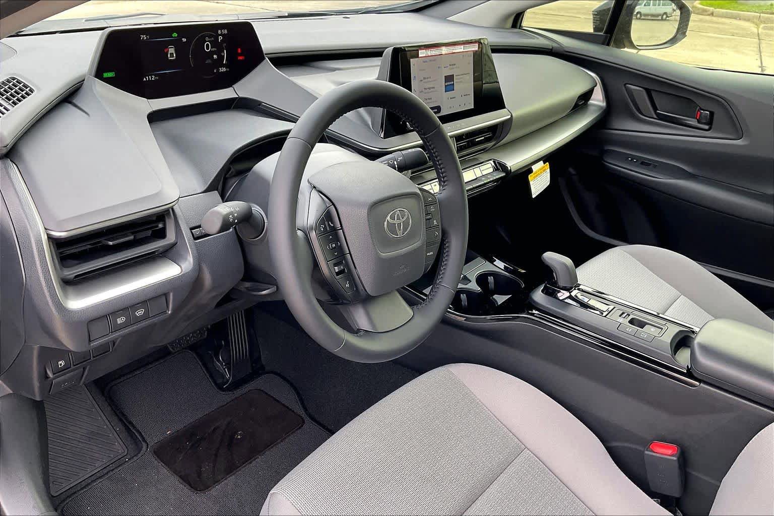 New 2026 Toyota Prius LE FWD image 8