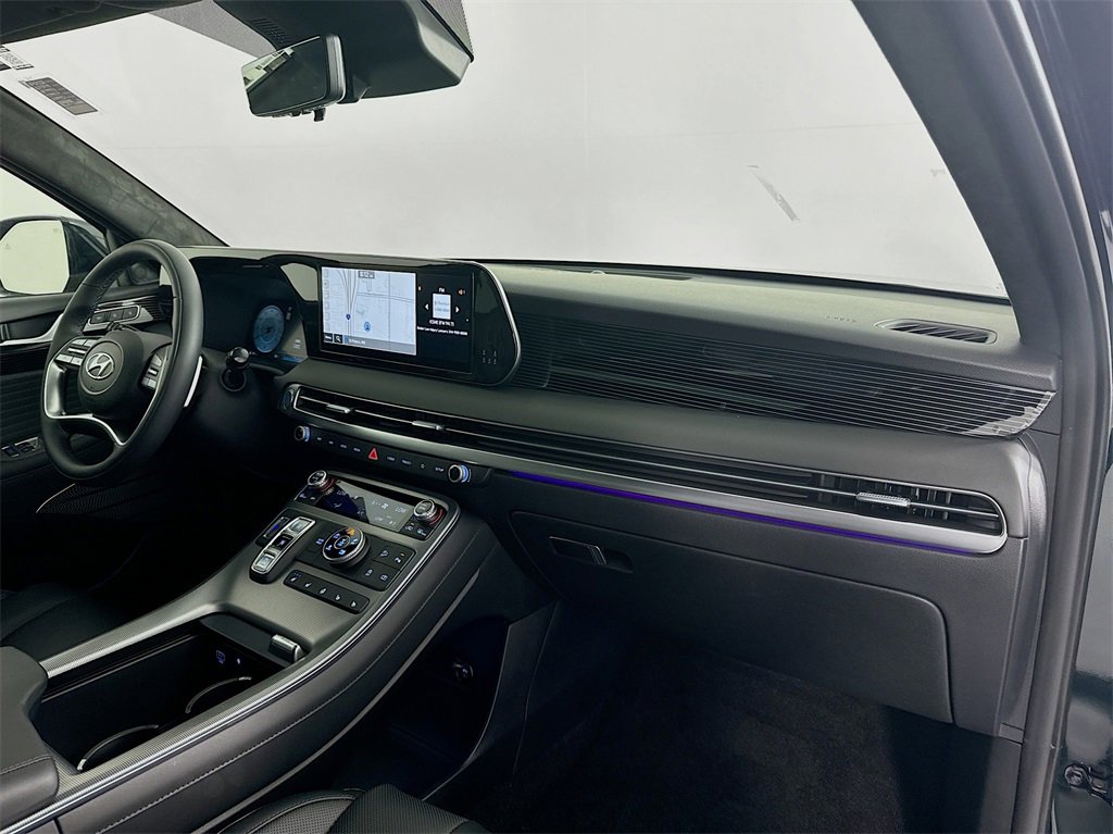 Used 2024 Hyundai Palisade Calligraphy image 32