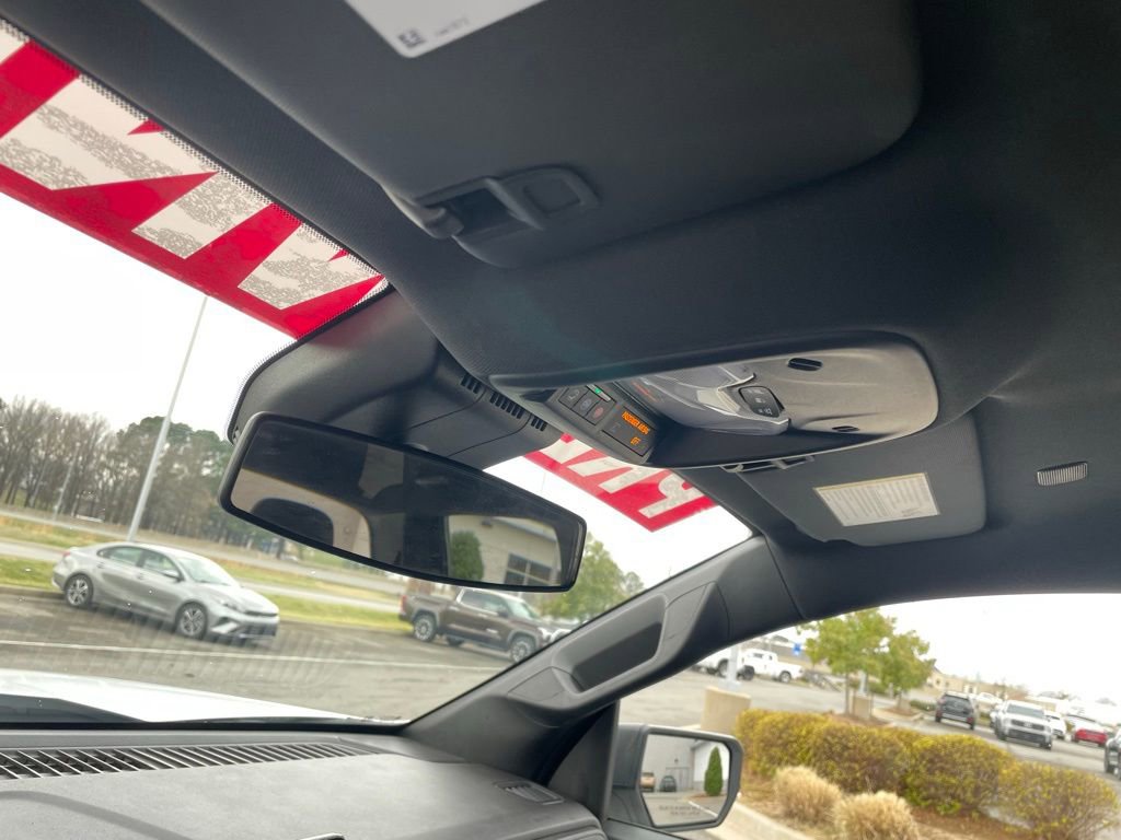 Used 2023 Chevrolet Colorado W/T image 20