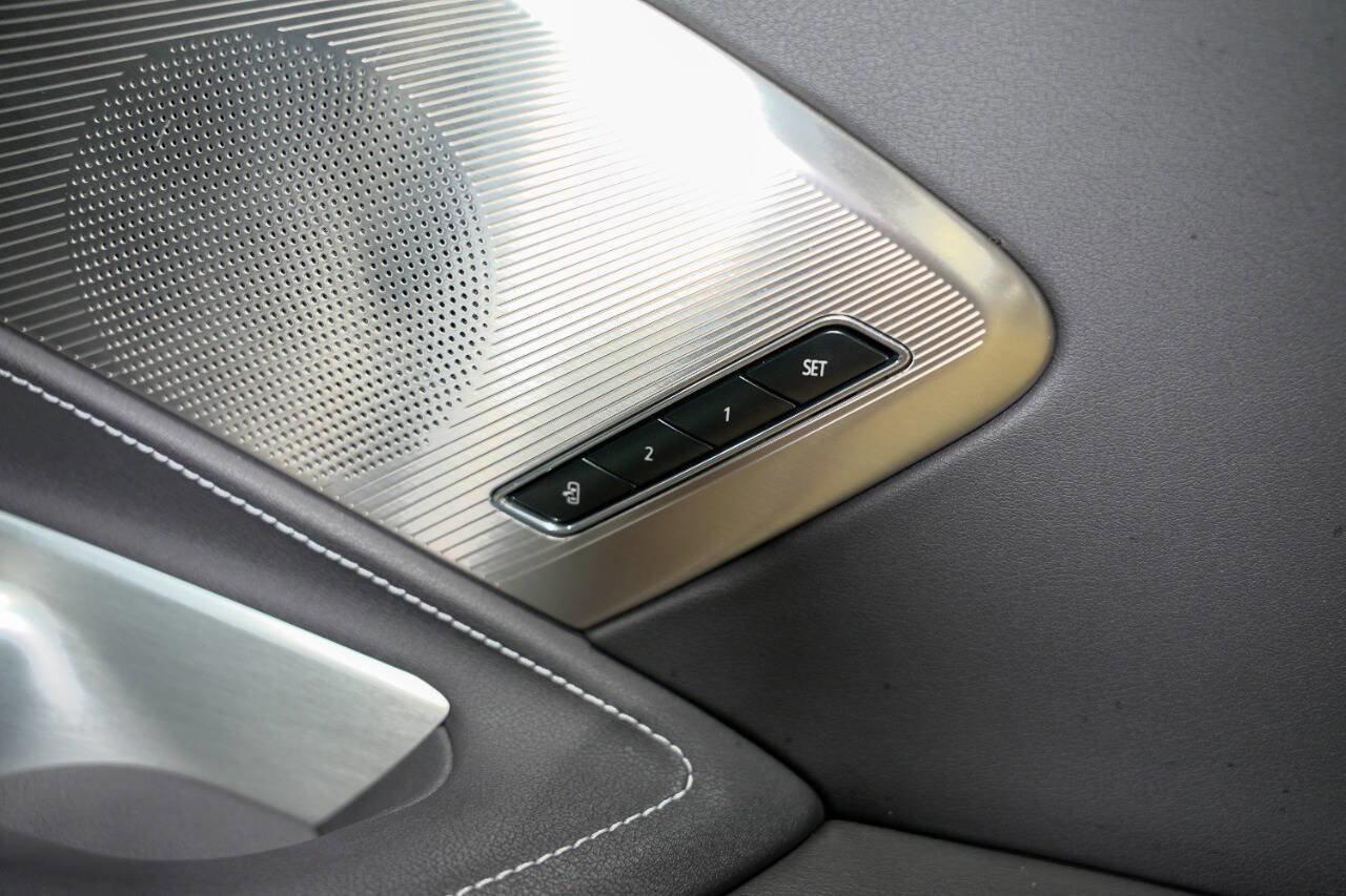 Used 2024 Chevrolet Corvette Stingray Preferred Cpe w/ Z51 Performance Package image 34