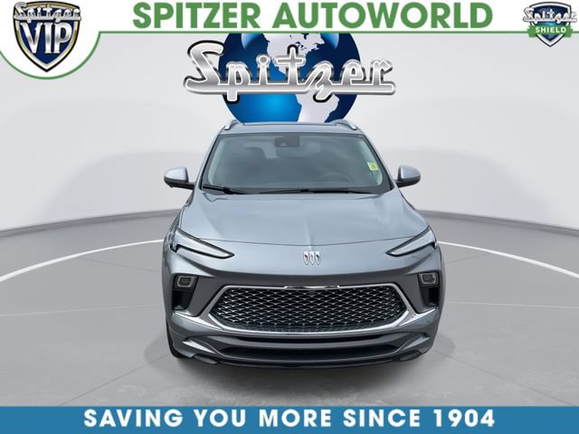 Certified 2025 Buick Encore GX Avenir w/ Avenir Technology Package AWD/4WD video 3