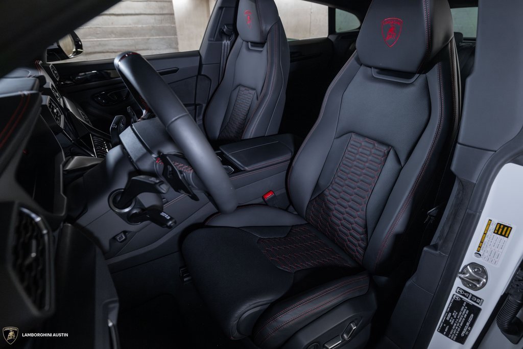 Used 2024 Lamborghini Urus S image 34