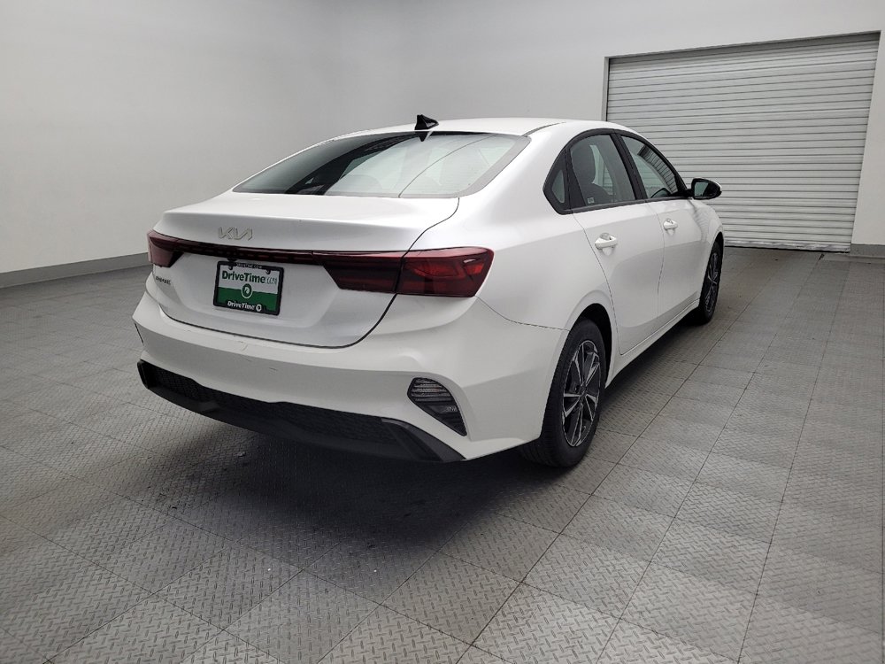 Used 2024 Kia Forte LXS image 9