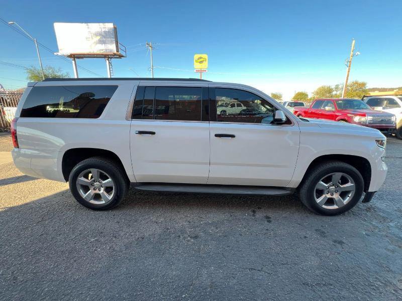 Used 2015 Chevrolet Suburban LT image 5