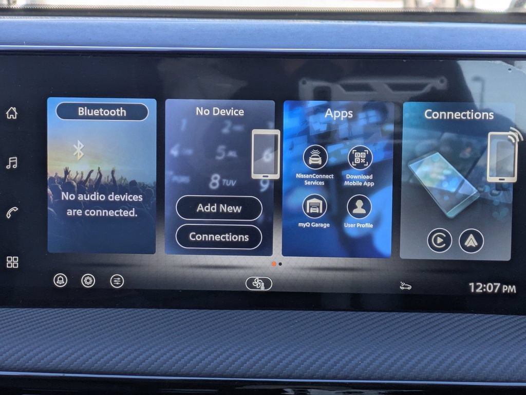 New 2026 Nissan Kicks SR w/ Cold Weather Package FWD image 18