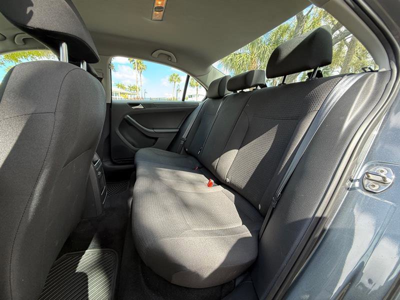 Used 2016 Volkswagen Jetta S FWD image 12
