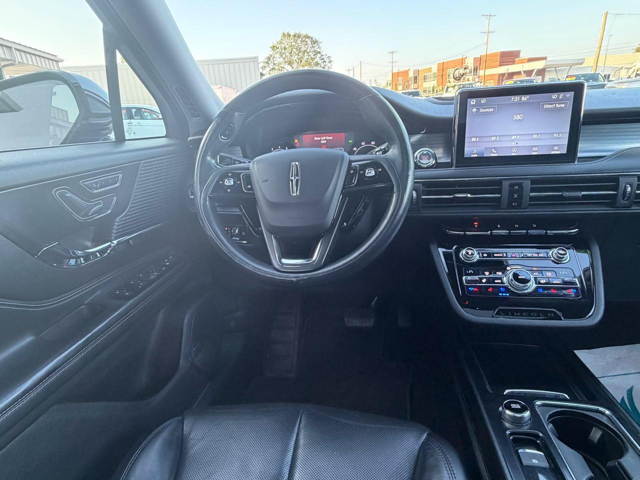 Used 2020 Lincoln Corsair AWD w/ Premium Package image 19