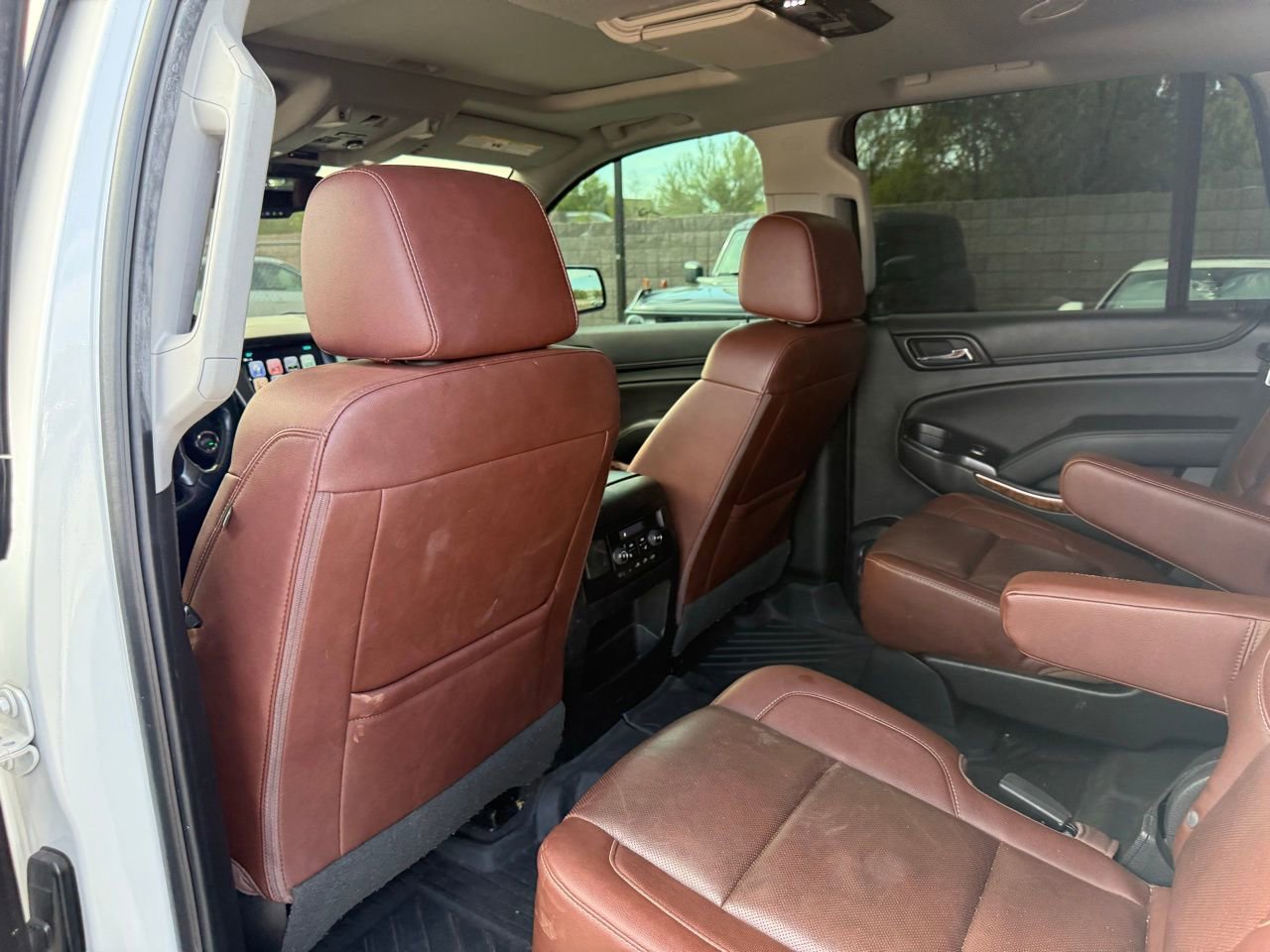 Used 2020 Chevrolet Tahoe Premier w/ Premier Plus Edition RWD image 12