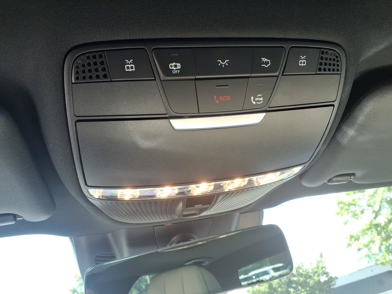 Used 2023 Mercedes-Benz E 350 4MATIC Sedan image 32