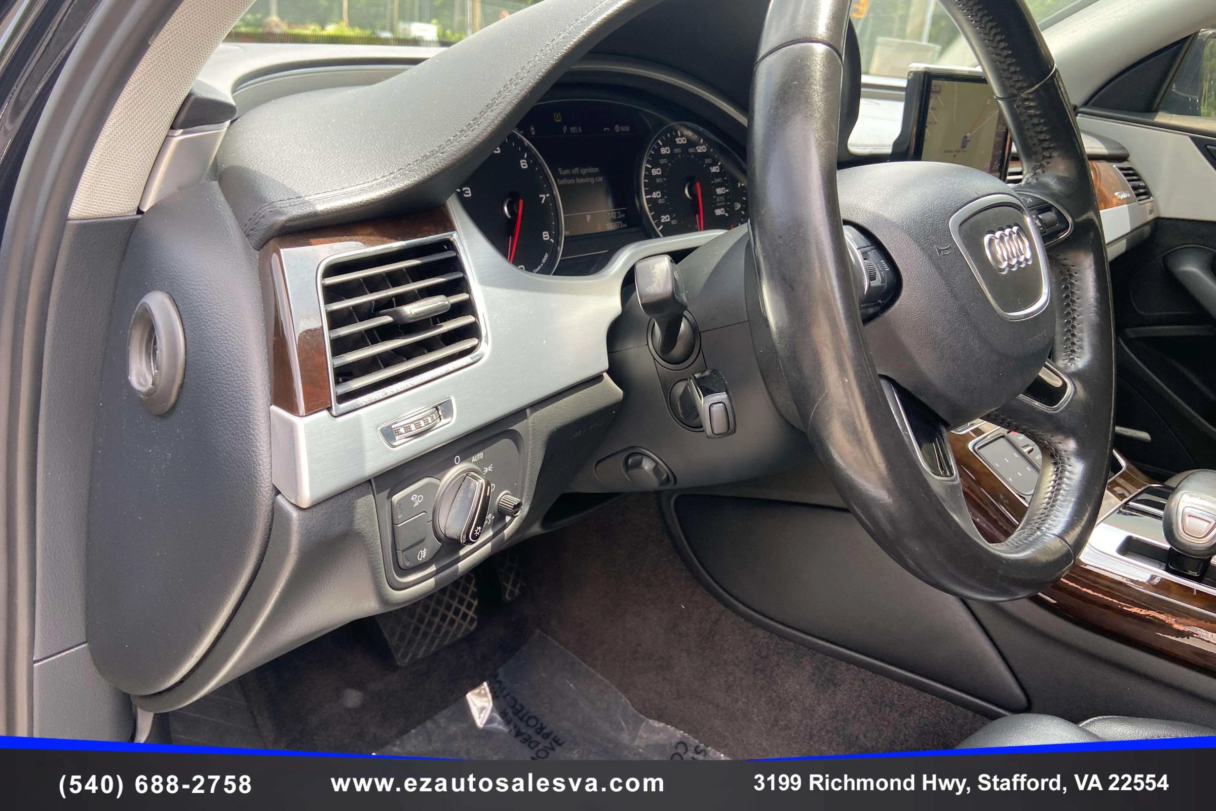 Used 2015 Audi A8 3.0T AWD/4WD image 22