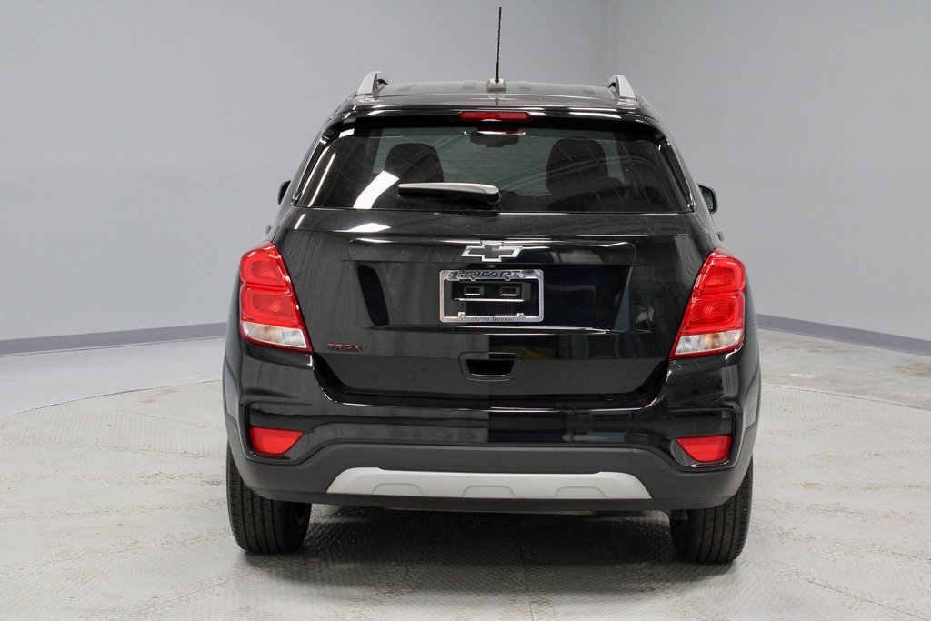 Used 2020 Chevrolet Trax LT w/ Redline Edition image 10