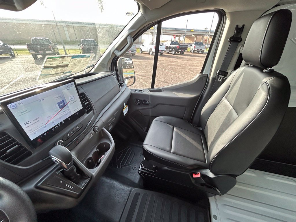 New 2026 Ford Transit 150 Low Roof RWD image 16