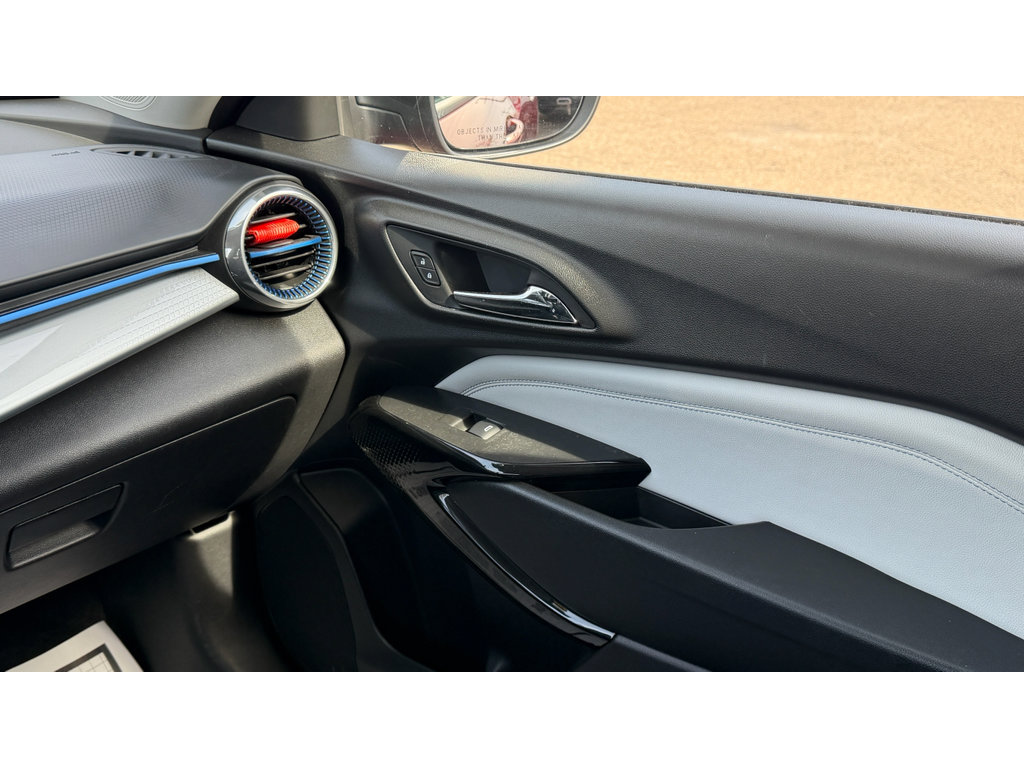 Certified 2024 Chevrolet Trax LT image 18