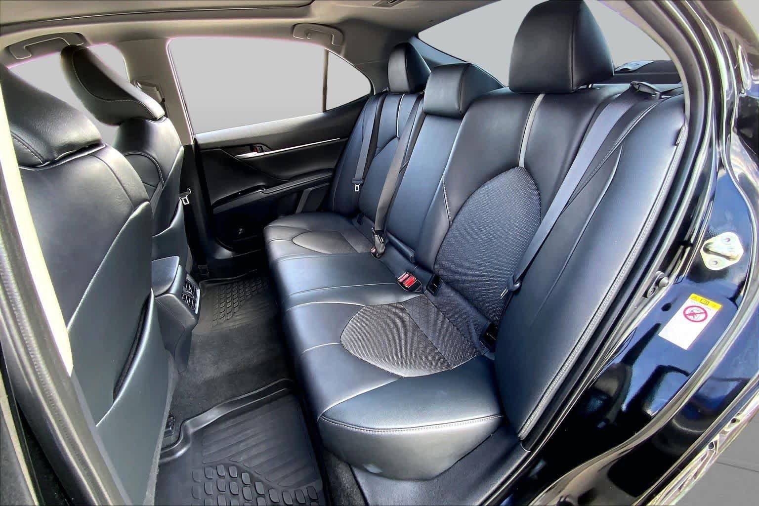 Used 2019 Toyota Camry XSE FWD image 20