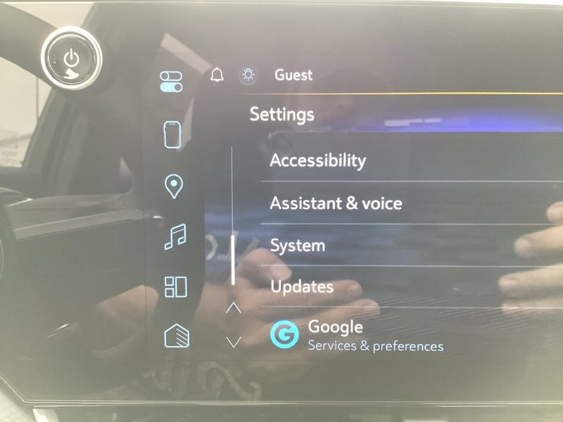 New 2027 Chevrolet Equinox LT w/ Convenience Package II AWD/4WD image 43