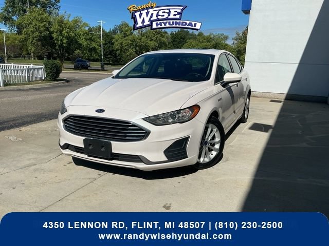 Used 2019 Ford Fusion SE FWD image 7