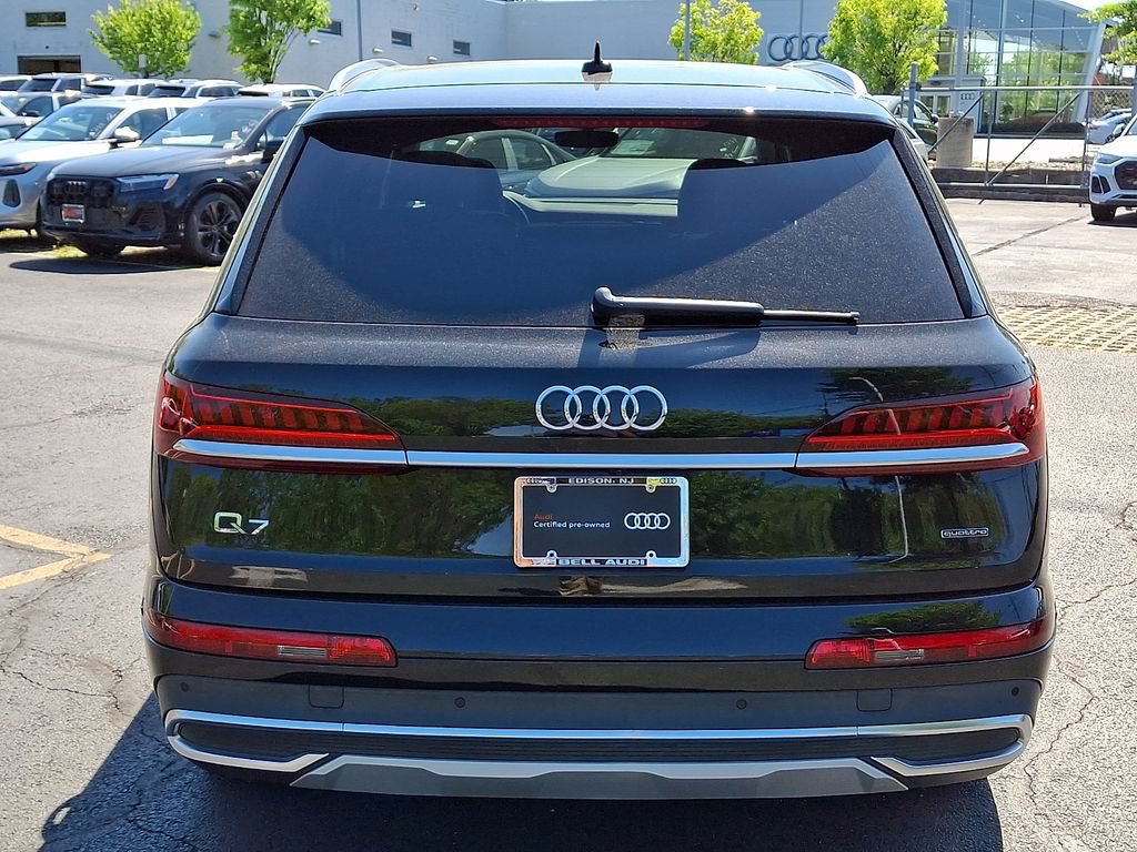 Certified 2022 Audi Q7 3.0T Premium AWD/4WD image 11