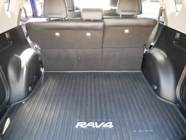 Used 2015 Toyota RAV4 Limited AWD/4WD image 10