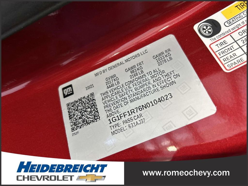 Used 2022 Chevrolet Camaro LT w/ Technology Package RWD image 8