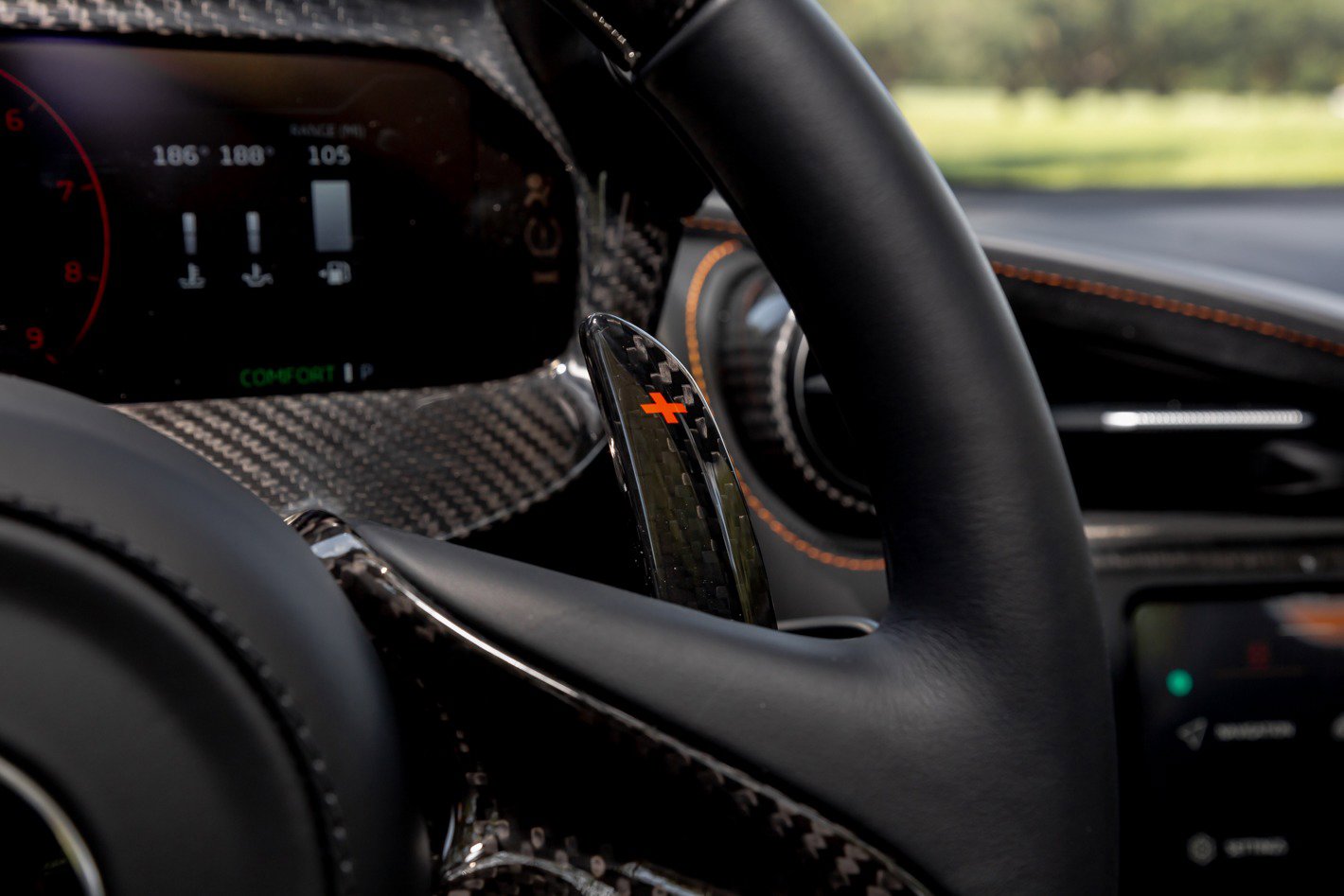 New 2024 McLaren 750S Spider image 28