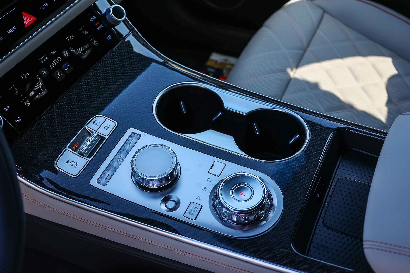 New 2026 Genesis GV70 3.5T Sport Prestige AWD/4WD image 23