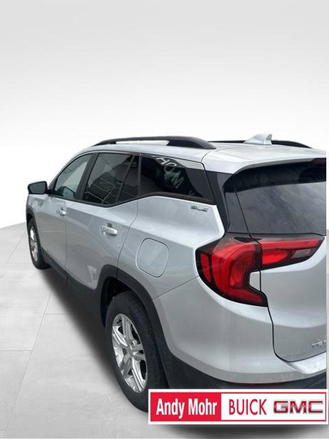 Used 2021 GMC Terrain SLE w/ Driver Convenience Package FWD image 4