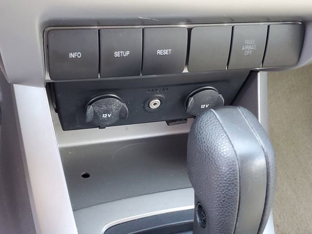 Used 2008 Ford Focus SE image 17