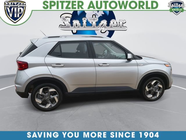 Used 2024 Hyundai Venue SEL FWD image 10
