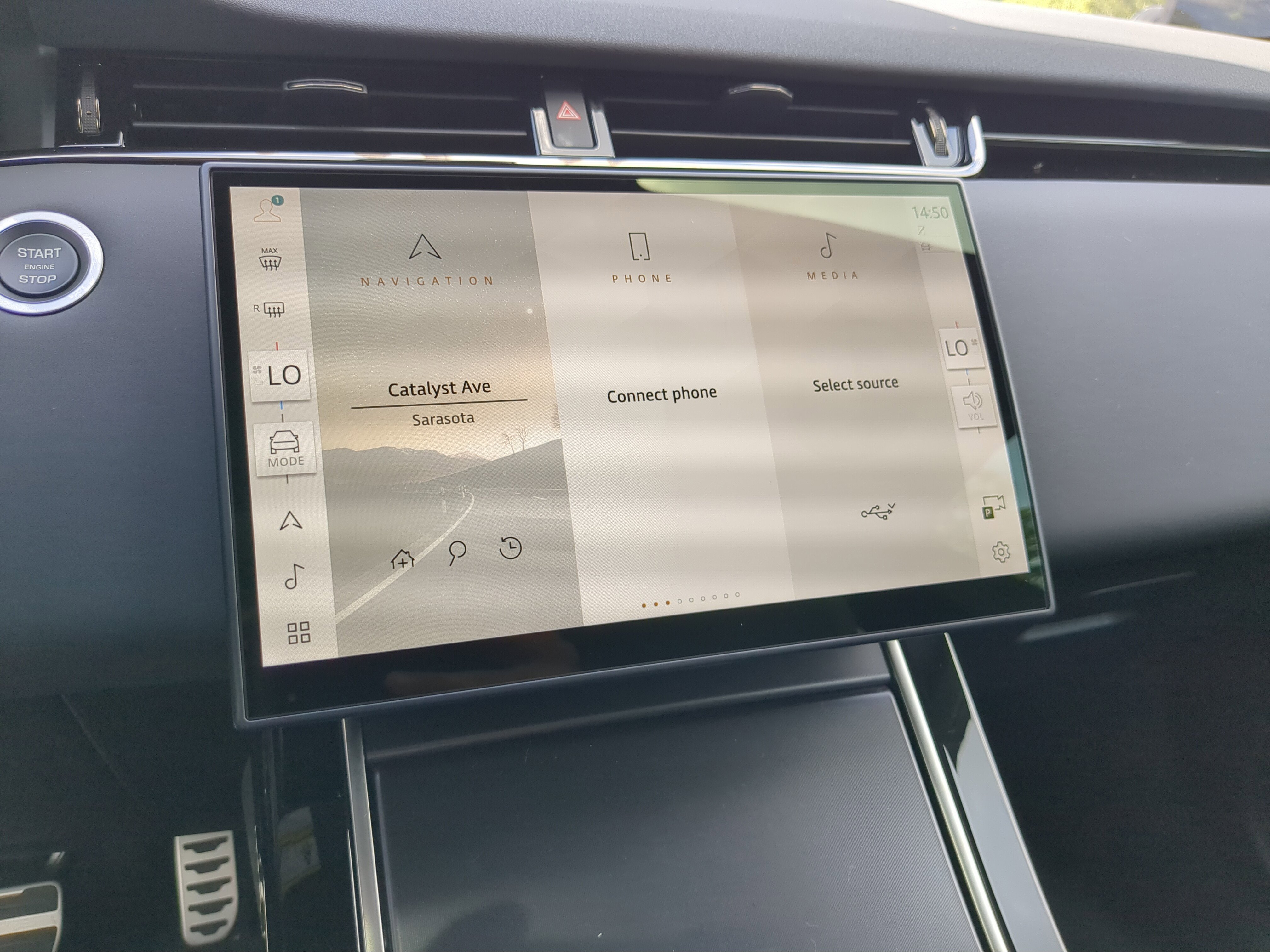 New 2026 Land Rover Range Rover Evoque Dynamic SE image 21