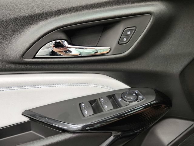 New 2026 Chevrolet Trax LT w/ LT Convenience Package FWD image 25
