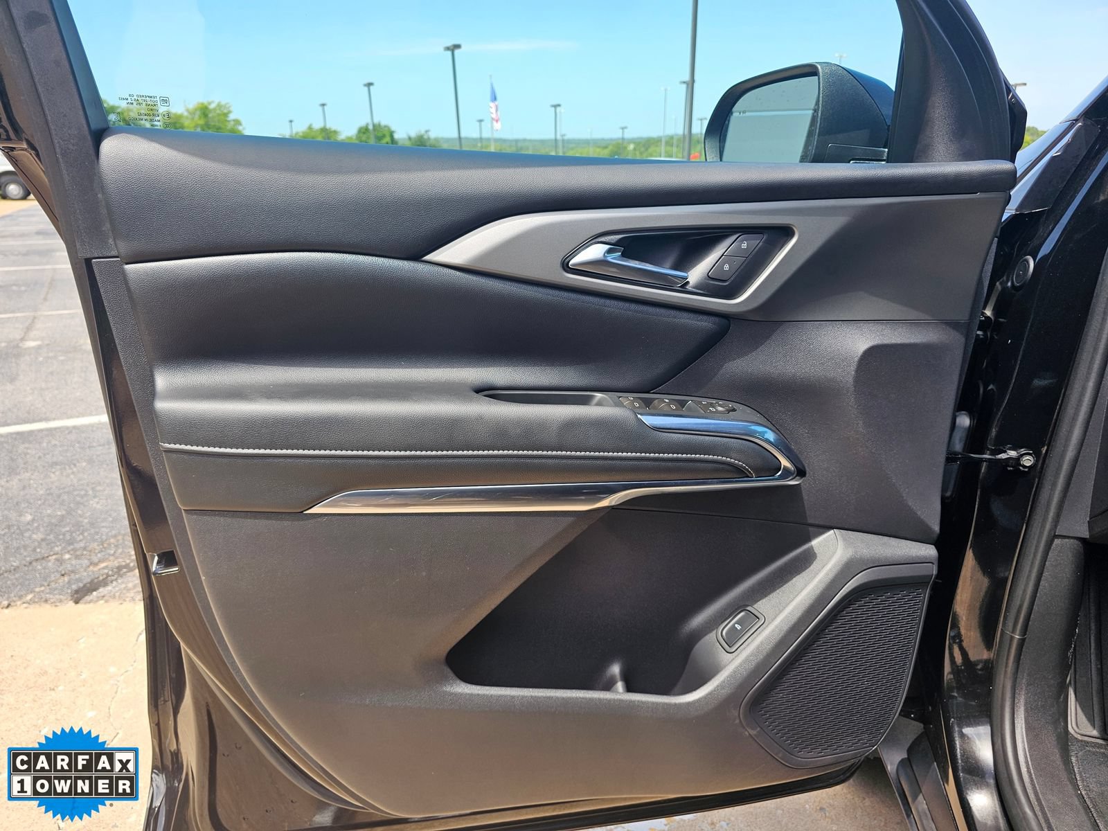 Used 2026 Chevrolet Traverse LT AWD/4WD image 11
